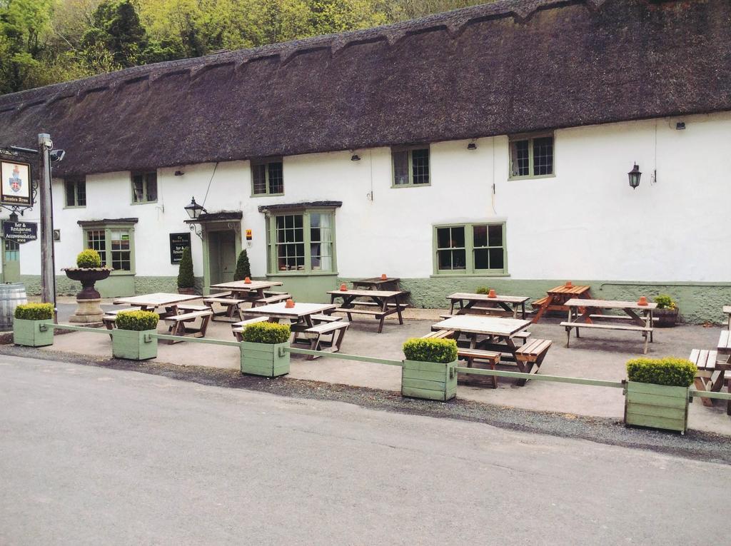 Hambro Arms Hotel Milton Abbas ภายนอก รูปภาพ